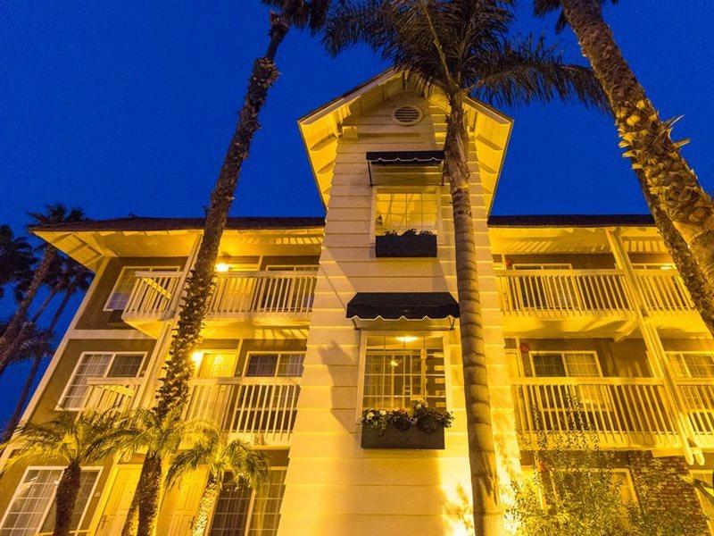 Ramada By Wyndham Costa Mesa/Newport Beach Exteriör bild